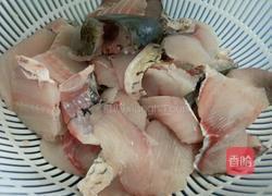 莴笋鱼片汤的做法图解3