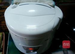 电饭锅版蛋糕的做法图解9