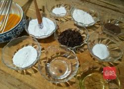 黑森林瑞士蛋糕卷的做法图解1