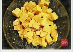 鸡蛋煎玉米饼的做法图解3