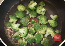 虾仁炒西兰花的做法图解4