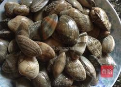 葱油花蛤的做法图解1