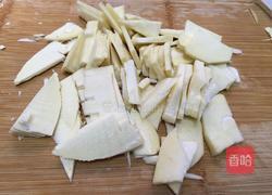 排骨冬笋汤的做法图解3