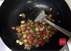 黑胡椒爆草菇的做法图解4