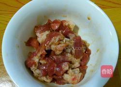 莴笋炒胡萝卜木耳肉的做法图解5