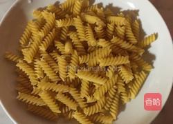 番茄酱意面的做法图解1