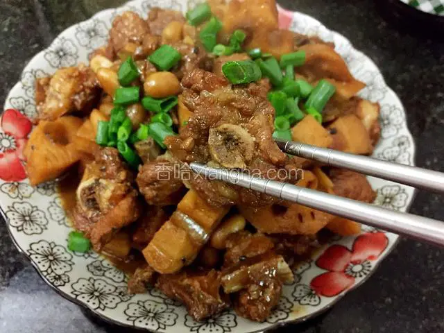 莲藕焖排骨
