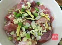 莲藕焖排骨的做法图解4