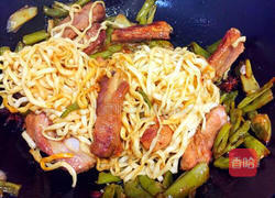 排骨豆角焖面的做法图解13