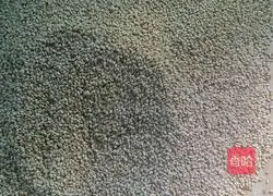 Illustration of how to make sesame candy 1