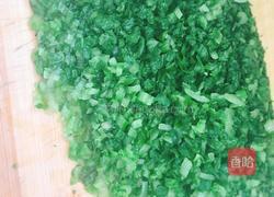 小白菜猪肉锅贴的做法图解3