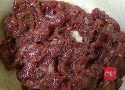 孜然牛肉的做法图解2