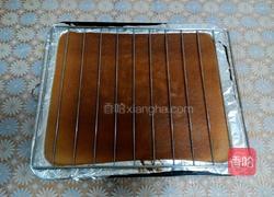 草莓淡奶油蛋糕卷的做法图解14