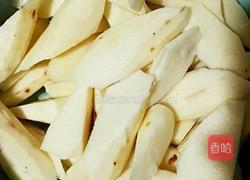 药膳山药炖猪蹄的做法图解6