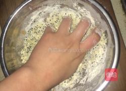 芝麻和牛奶做的饼干的做法图解4