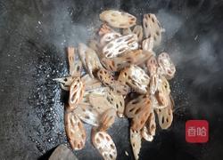莲藕炒五花肉的做法图解3