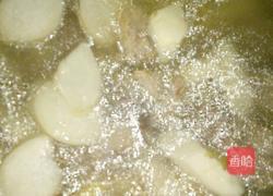 山药小排养生汤的做法图解5