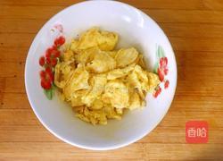 韭菜炒鸡蛋的做法图解3
