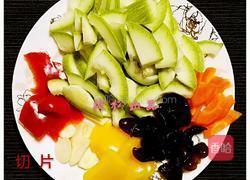 清炒西葫芦的做法图解2