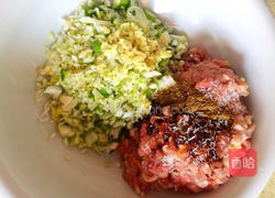 炸藕盒的做法图解2