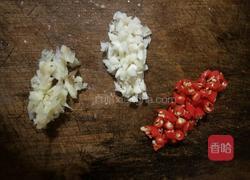 香辣萝卜丝的做法图解2