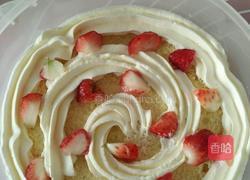 草莓奶油蛋糕的做法图解1