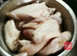 煎鸡翅的做法图解1
