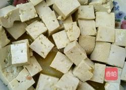韭菜炒豆腐的做法图解1