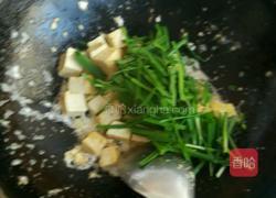 韭菜炒豆腐的做法图解3