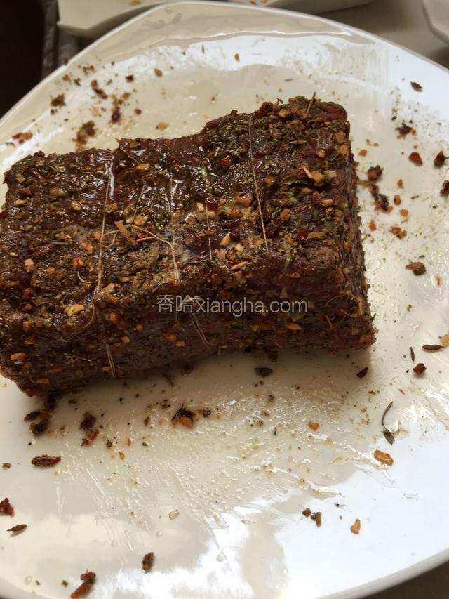 在面上涂一层油