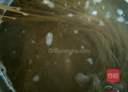 尖椒肉丝炒面的做法图解2