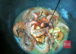油爆河虾的做法图解8