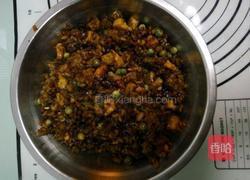 猪肉虾仁烧卖的做法图解6