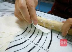 猪肉虾仁烧卖的做法图解7