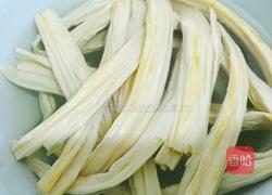 腐竹春笋烧肉的做法图解4