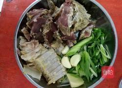 腊肉炒土豆的做法图解1