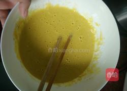 电饭煲蛋糕的做法图解1