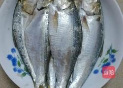 水煎干鱼的做法图解1