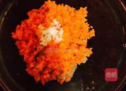 虾蓉鸡蛋卷的做法图解3