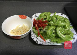 凉拌苦瓜的做法图解2