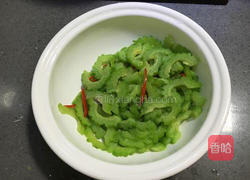 凉拌苦瓜的做法图解7