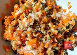 香菇胡萝卜肉馅烧麦的做法图解6