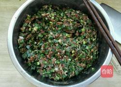 牛肉韭菜馅饼的做法图解2