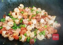 虾仁意面的做法图解6