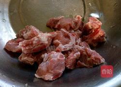 鹌鹑蛋红烧排骨的做法图解4