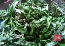 荠菜鸡蛋饼的做法图解1