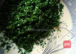 荠菜鸡蛋饼的做法图解3