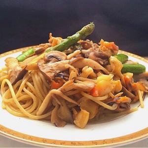海螺三菇炒意面