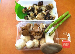 海螺三菇炒意面的做法图解1