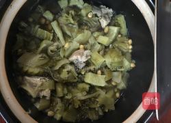 客家排骨咸菜苦瓜煲的做法图解5